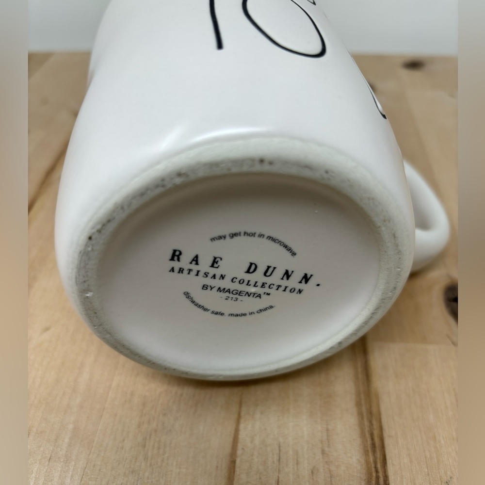 Rae Dunn MOM TO BE Mug White with Wooden Top and Black Lettering New - Picture 4 of 4